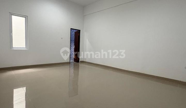 1 Lantai Baru Selesai Renov di Villa Melati Mas Serpong 2