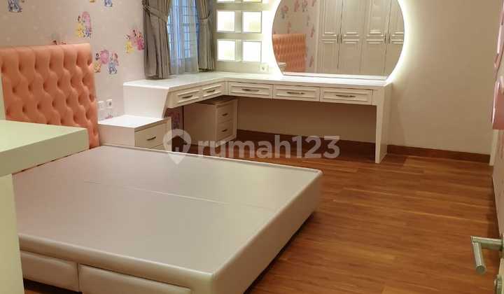 Rumah Menaggio Illago Bsd - Full Renov, Semi Furnished, Siap Huni