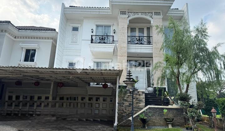 Rumah Besar 3 Lantai di Aristoteles Gading Serpong, Semi Furnished