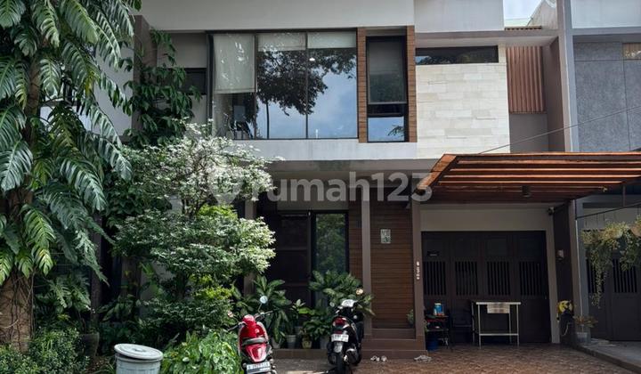 Comfortable Layout & Semi-Furnished House at Ritzone The Icon, Bsd City