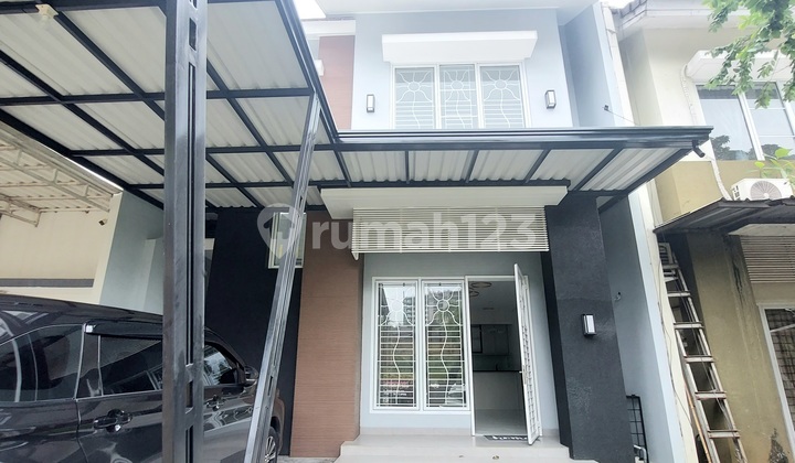 Rumah Dekat Akses Tol Sudah Renov Bonus Kitchen Set di Delatinos, BSD