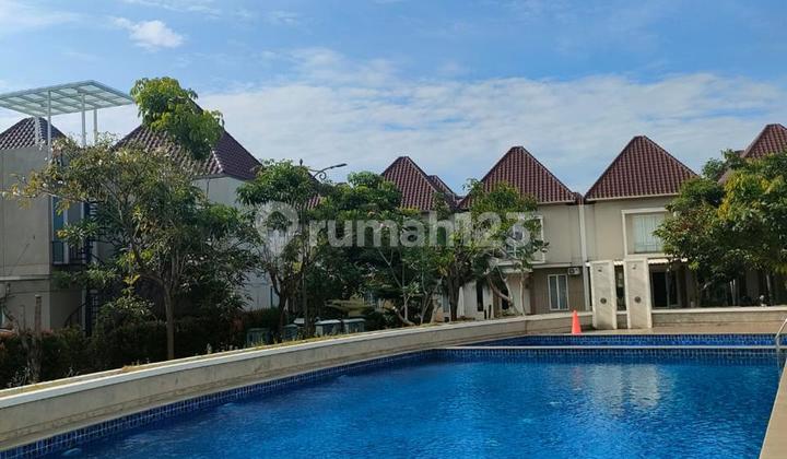 Rumah dengan Fasilitas Cluster Full Renov di Latigo Village 1