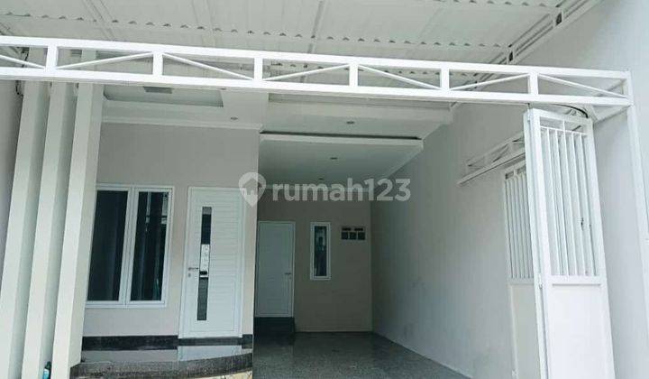 Rumah Dijual dengan Private Pool di Tanjung Barat, Jakarta Selatan 2