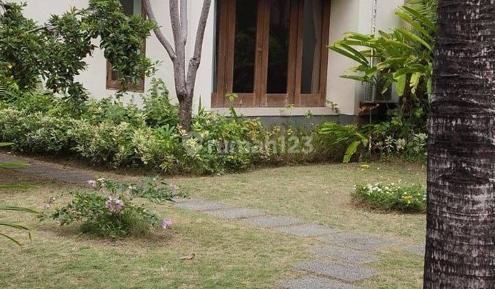 PASTI DEAL DI JUAL RUMAH PINGGIR JALAN UTAMA LOKASI PUPUTAN RENON DENPASAR SELATAN  1