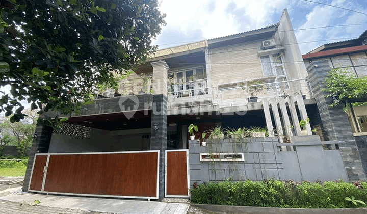 For Sale House with Rooftop and Private Pool on Palagan Street
