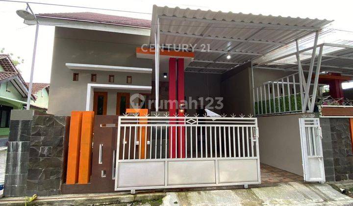 Rumah Minimalis Dg LB 90 M2 Jauh Dari Keramaian Di Mlati 1