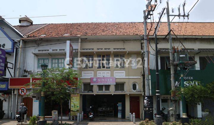 Ruang Usaha Full Exposure Tengah Kota Di Daerah Tugu Jogja 1