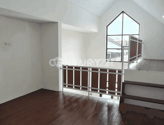 Rumah Mezzanine Di Jl Palagan Km 11 Dengan 2 Lantai 2