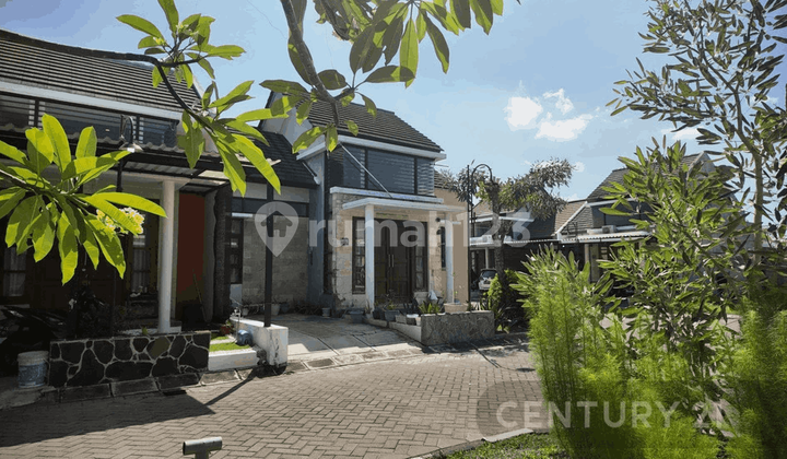 Cheapest 3-Bedroom House on Imogiri Street, Near Swimming Pool in One-Gate System Housing Complex. Cheapest 3-Bedroom House on Imogiri Street, Near Swimming Pool in One-Gate System Housing Complex.