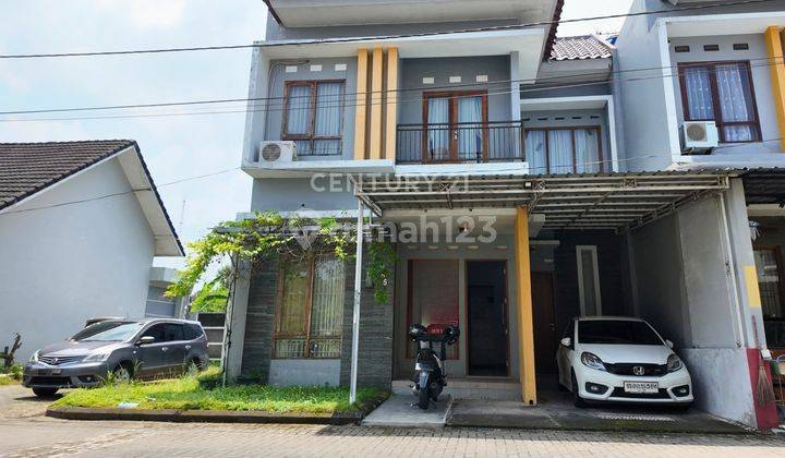 Rumah Hoek 2Lt Di Baturetno Banguntapan Cocok Untuk Hunian 1