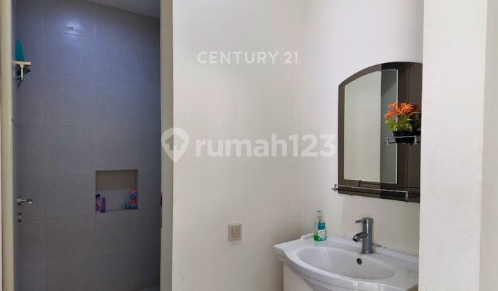 Rumah Semi Furnish di Perumahan Hanya 900 M Dari Rs Mitra Sehat 2