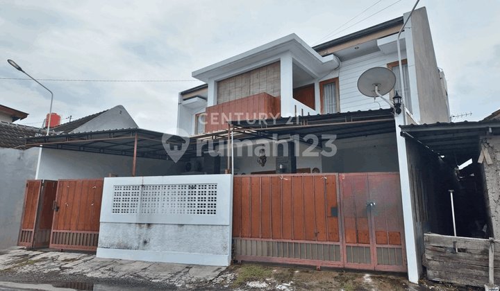 Rumah LB 160 M2 Full Furnish Dipinggir Jalan Raya Krajan Ngemplak