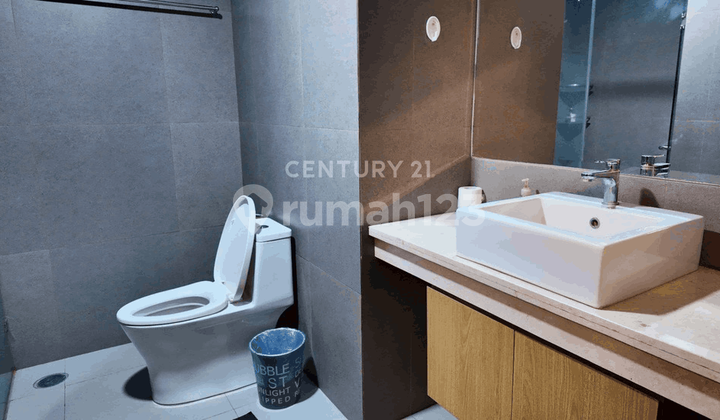 Patraland Amarta Apartemen 1BR Full Furnish Dengan View Merapi  2