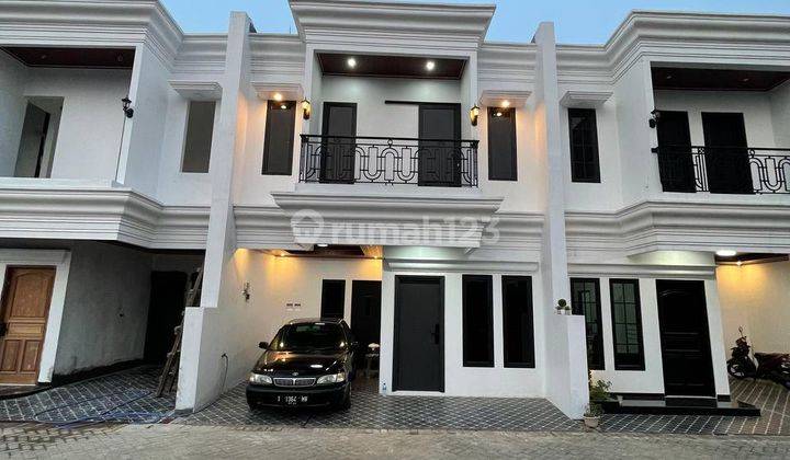 Rumah Classic Modern Hanya 7 Menit Ke Tol Bintaro 1