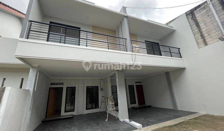 Rumah Dijual KT:3 KM:3 Hanya 1Man Di Ciledug Tangerang 2