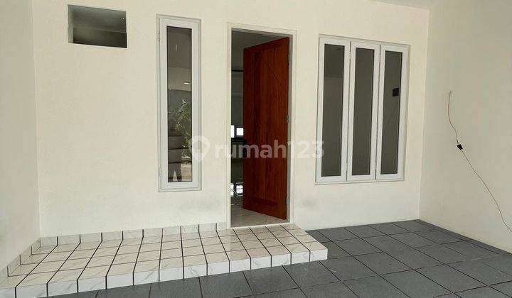 Rumah Siap Huni Scandinavian Di Petukangan Jaksel 2