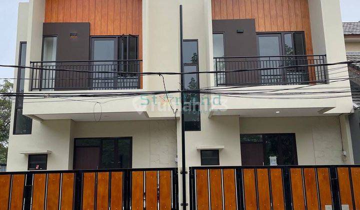 Dijual Rumah Siap Huni Lt 77 Lb 94 Hanya 1,3 Man Di Graha Raya  2