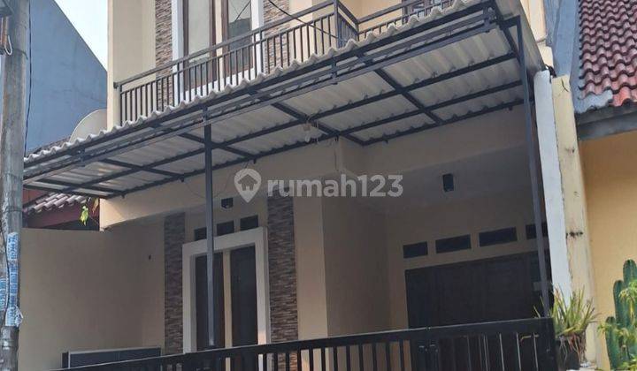 Rumah 2 Lantai Siap Huni Free Biaya" Di Bintaro 1