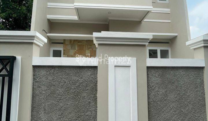 Rumah Dijual Siap Huni Halaman Luas Di Bintaro 1