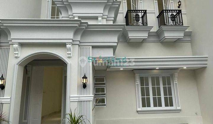 Rumah Mewah Classic Modern Di joglo Jakarta Barat Strategis  1