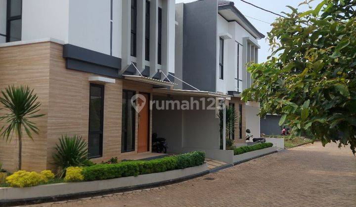 Dijual Rumah Mewah 2 Lantai lokasi strategis di Area Ciledug  2