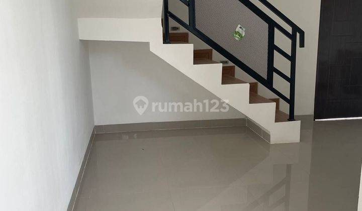 Dijual Rumah Minimalis modern di bintaro lokasi strategis  2