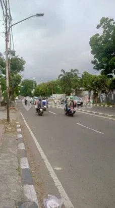 JUal tanah komersial luas 326m sdh ada IMB 4LT di Kemanggisan Jakarta Barat JUal tanah komersial luas 326m sdh ada IMB 4LT di Kemanggisan Jakarta Barat