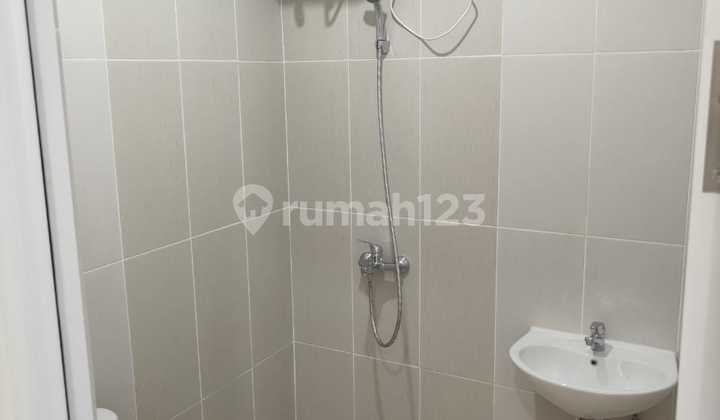 Rumah 2 Lantai di Gading Serpong, Tangerang 2