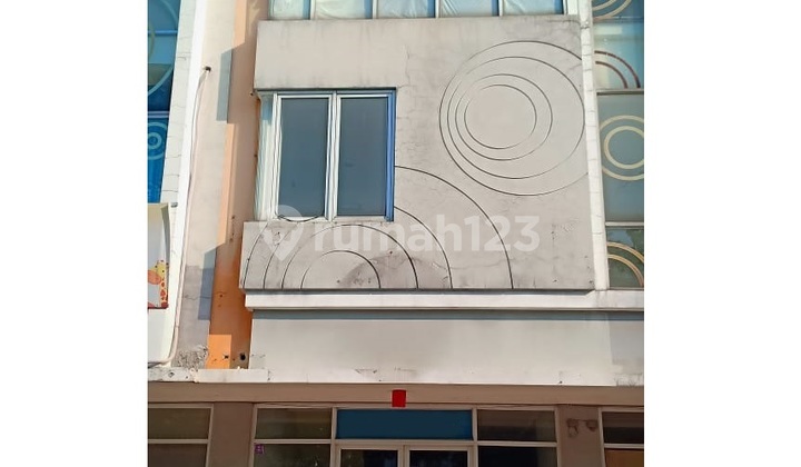 Ruko Glaze 3 Lantai di Gading Serpong, Tangerang