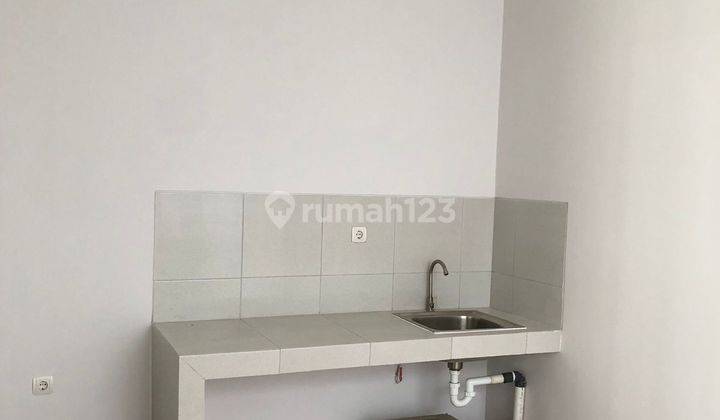 Rumah 2 Lantai Baru Unfurnished di Yuthica Bsd, Tangerang 2