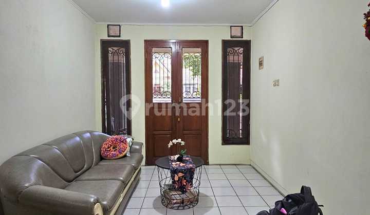 Rumah Siap Huni SHM BSD Giri Loka, Tangerang  2