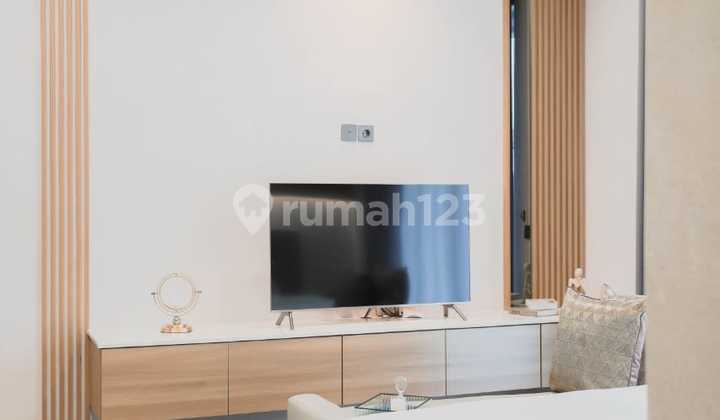 Di Sewakan Rumah Zora BSD City Full Furnished Siap Huni Lokasi Elite 2
