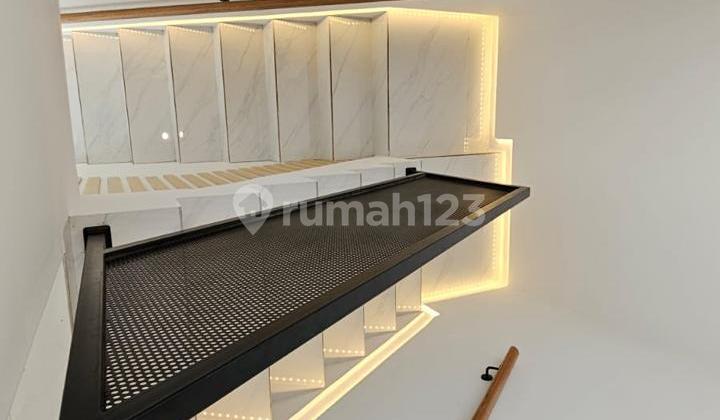 Rumah Baru Scandinavia Selangkah Ke MEtland dan Greenlake  2