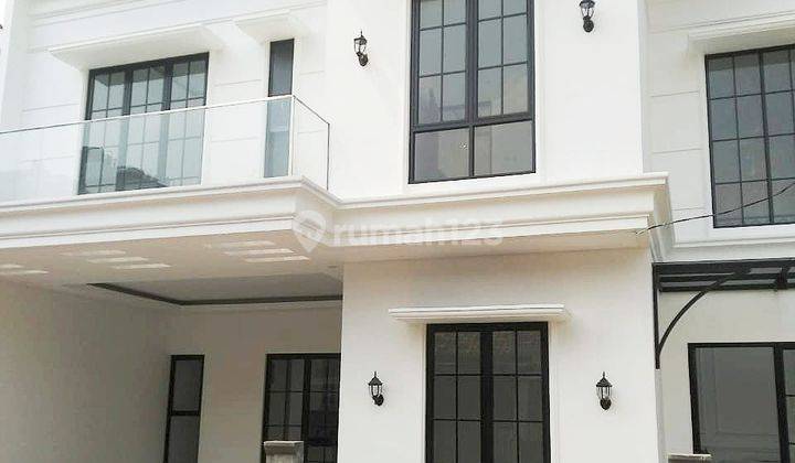 Rumah 2 Lantai Baru Semi Furnished di BSD Nusaloka, Tangerang 1