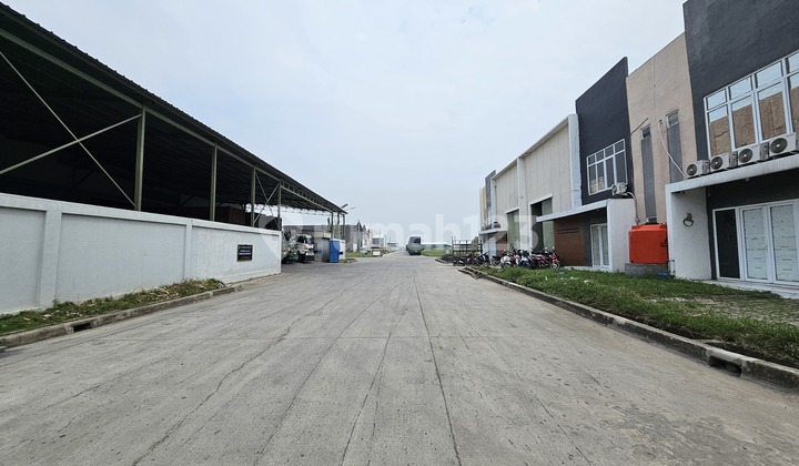 Gudang di Laksana Bussiness Park, Tangerang