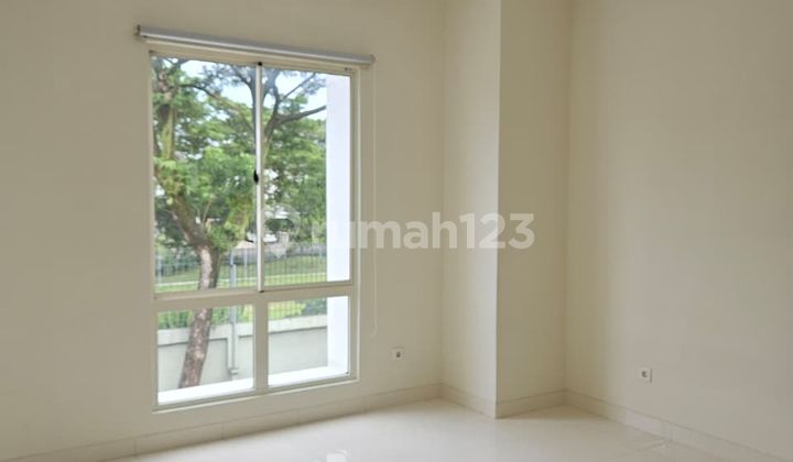 Di Jual Rumah Starling Summarecon 2 Lantai Rapiii Harga oke bgtttt.. Gading Serpong 2