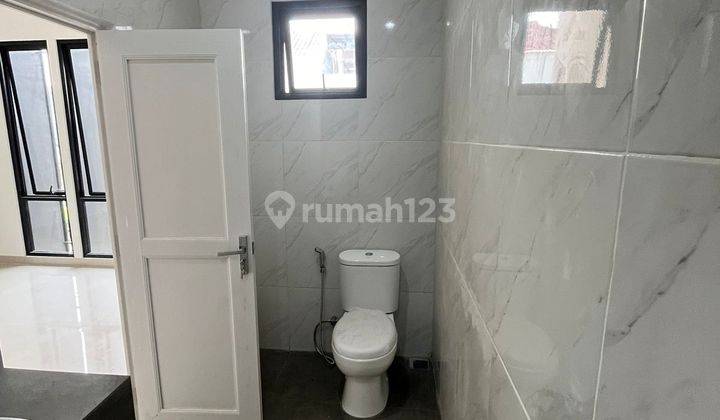 Rumah 2 Lantai Baru SHM di Serpong Regency Melati Mas, Tangerang Selatan 2