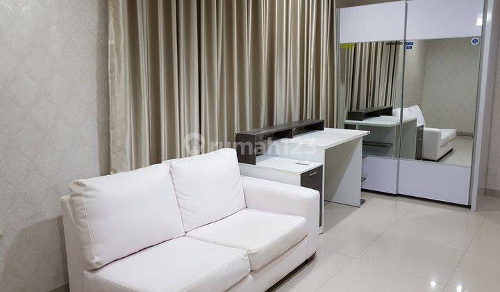 Rumah Mewah Full Furnish Siap Huni di Taman Modern, Cakung 1