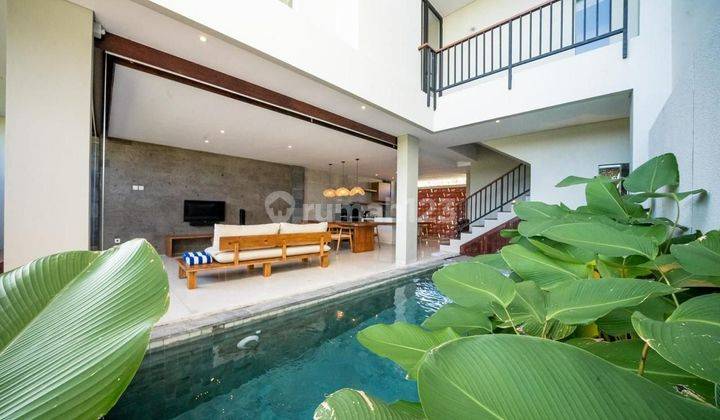 Fort rent villa in Canggu fully furnished  2