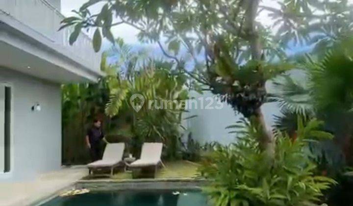 FOR RENT VILLA CANGGU 3BEDROOMS FULLY FURNISHED  1