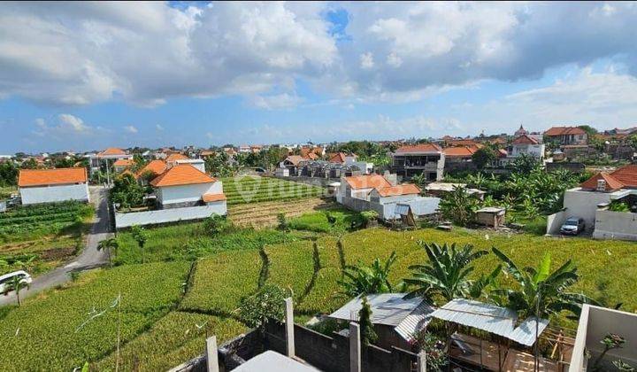 FOR RENT VILLA CANGGU 3BEDROOMS  FURNISHED  2