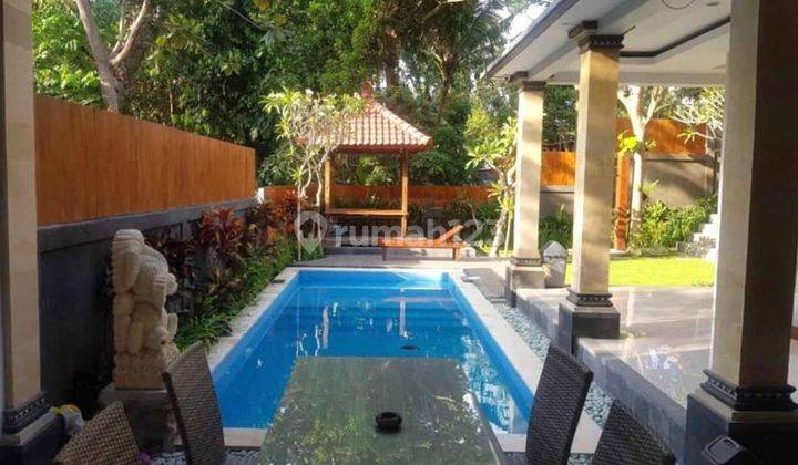 FOR RENT VILLA CANGGU 3BEDROOMS FULLY FURNISHED  1