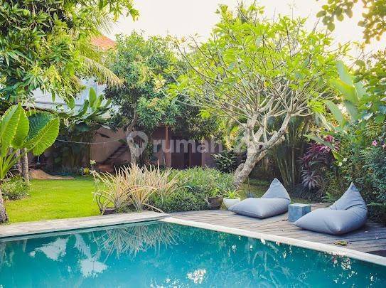 FOR RENT VILLA PERERENAN 4-BEDROOMS FULLY FURNISHED  2