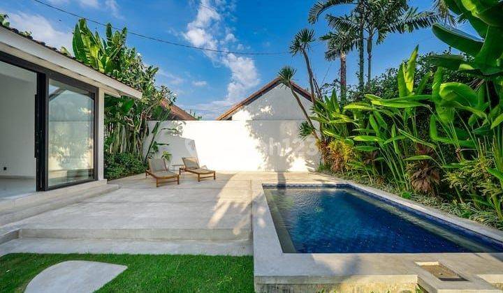 FOR RENT VILLA CANGGU 3BEDROOMS FULLY FURNISHED  2