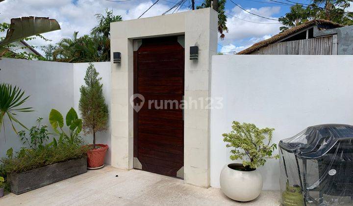 For rent villa in umalas 3 bedrooms  2