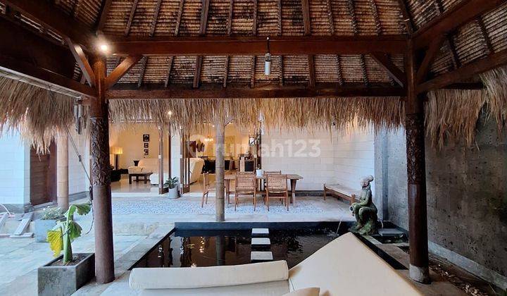 FOR RENT VILLA CANGGU 3BEDROOMS FULLY FURNISHED  2