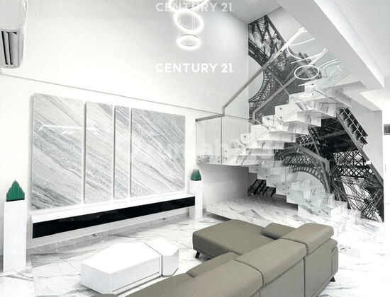 Rumah Bagus Siap Huni di Emerald Mansion