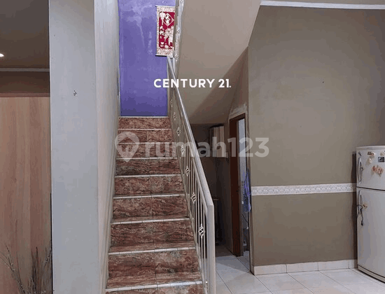 Nice House Ready to Live in Meadow Green Cluster Nice House Ready to Live in Meadow Green Cluster