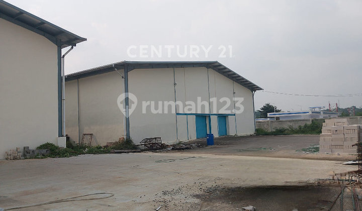 Warehouse 2 Units Each Ready to Use in Jatiluhur Area, Pwkt.