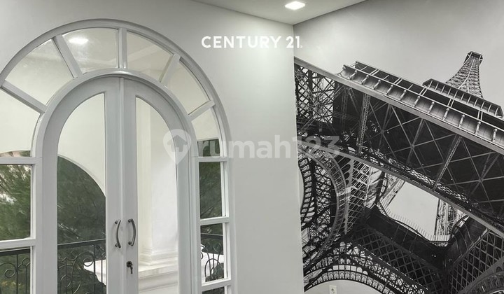 Rumah Bagus Siap Huni di Cluster Emerald Mansion Lippo Cikarang